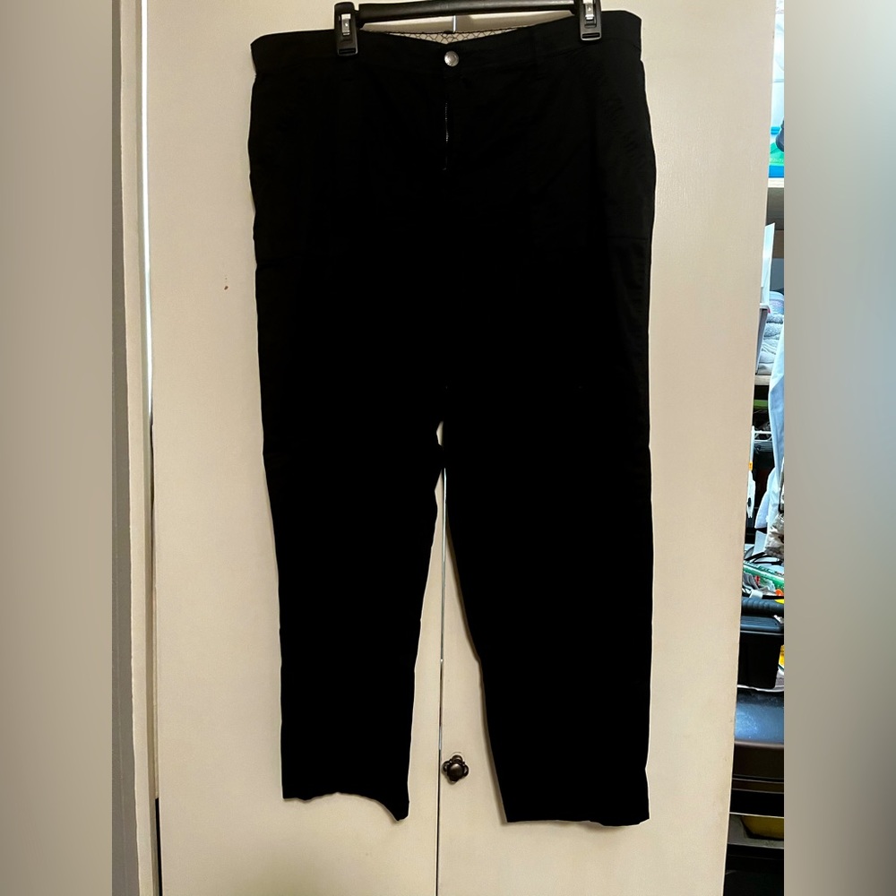 Women’s Black Crop pants, Sz 14